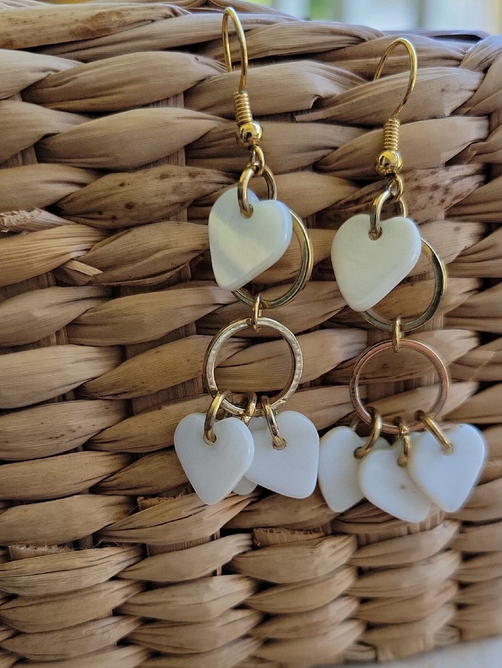 Gold-Tone Earrings with White Shell Heart Charms Dangle Earrings NWOT